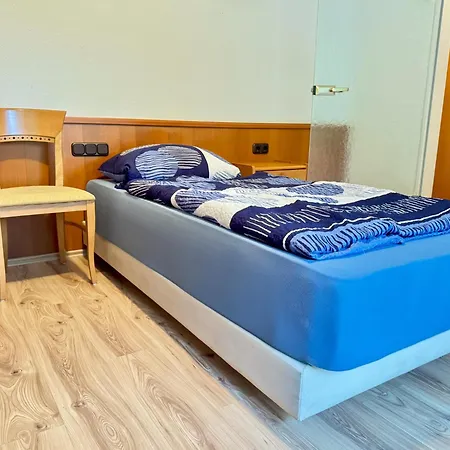 Voor Drie Personen Op De Begane Grond - 33-5 Bunkenburg